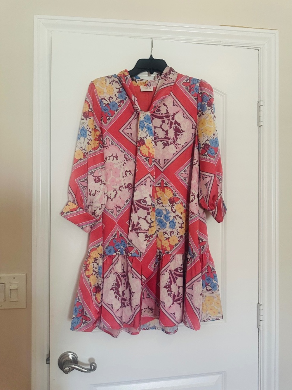 Fate multicolored dress. Like new. Size M